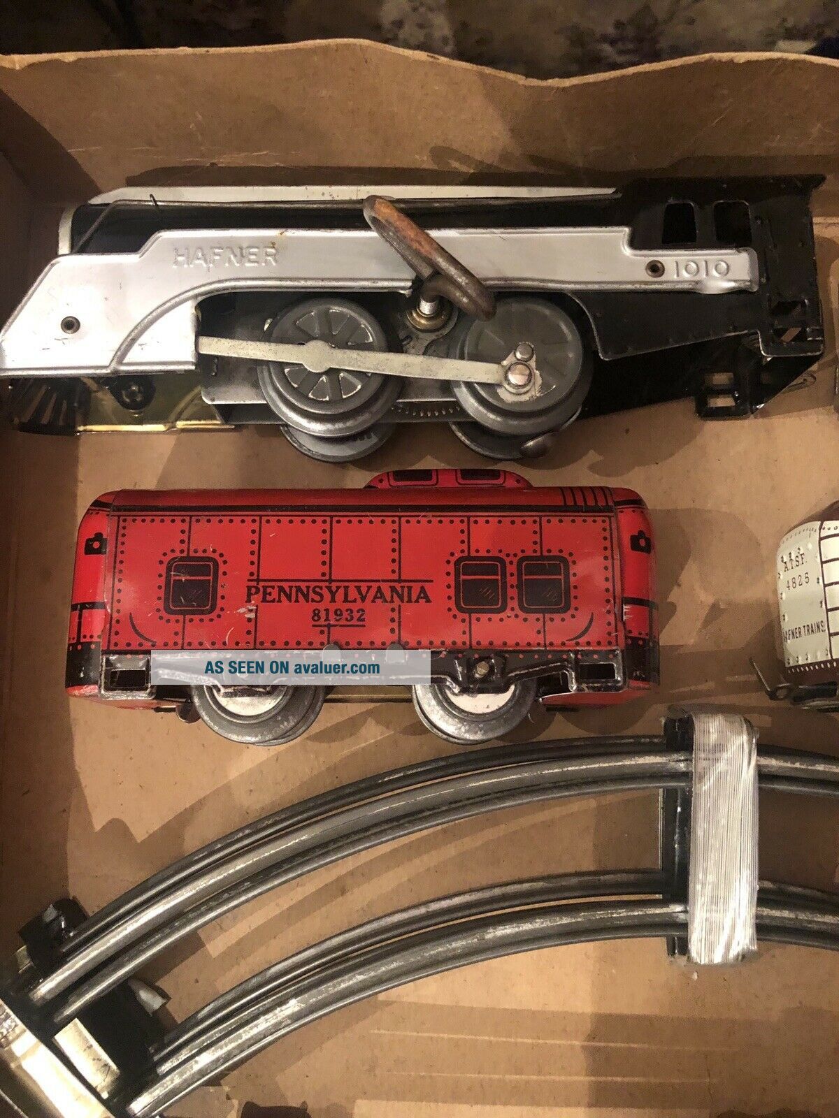 Hafner Tin Model Train Set With Tracks Wind Up. | #368345