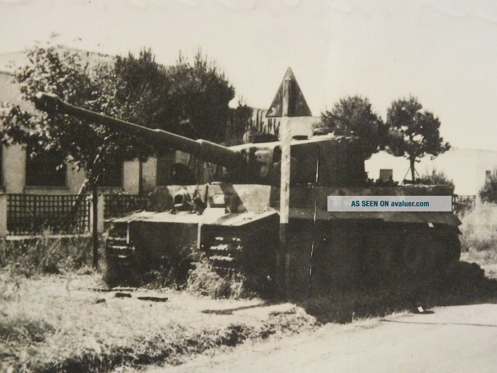 Captured German Tiger I photo,  WW2 photo
