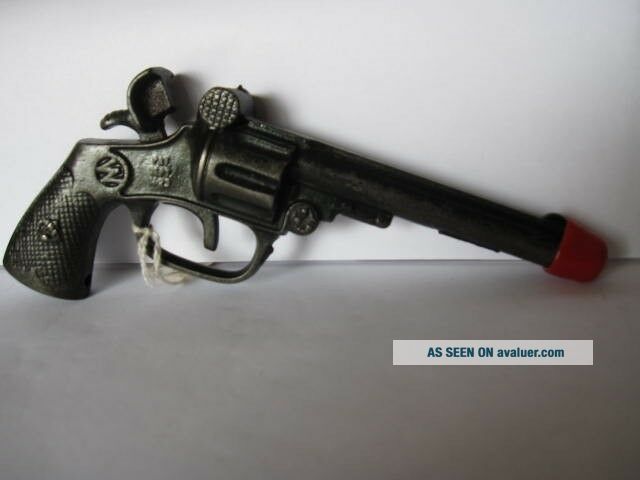 Psiol Reference Image ANTIQUE KENTON “SLICK” CAST IRON CAP GUN 1923 | #499593