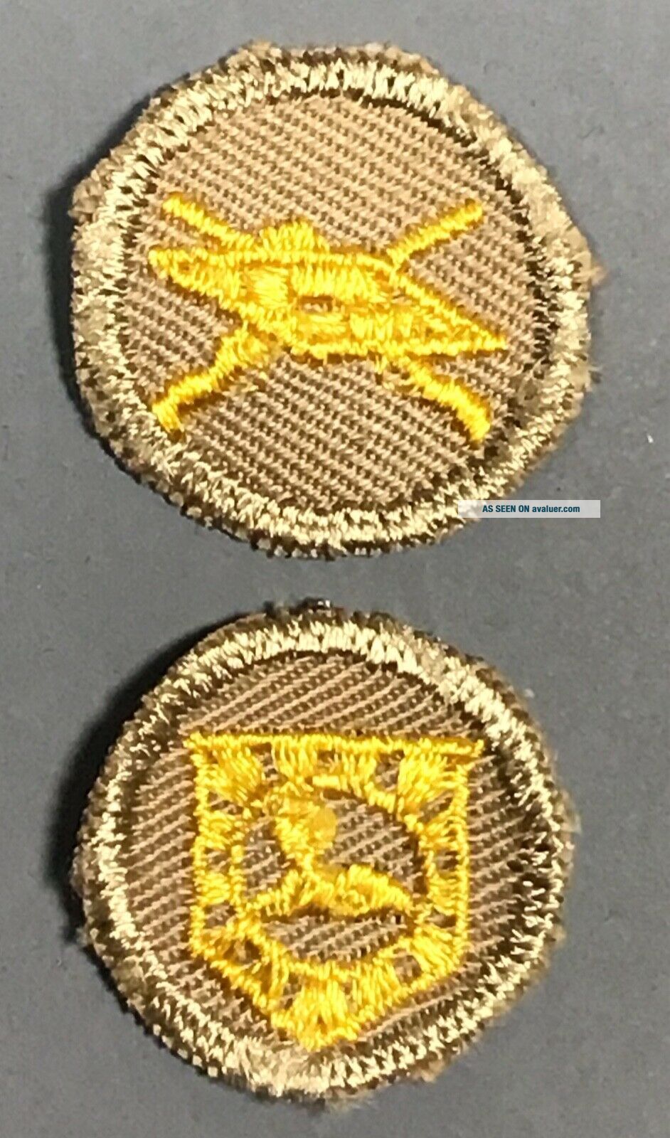 Intelligence Rdi Insignia WWII US Army Enlisted Armored Infantry & Intelligence Insignia Cut ...