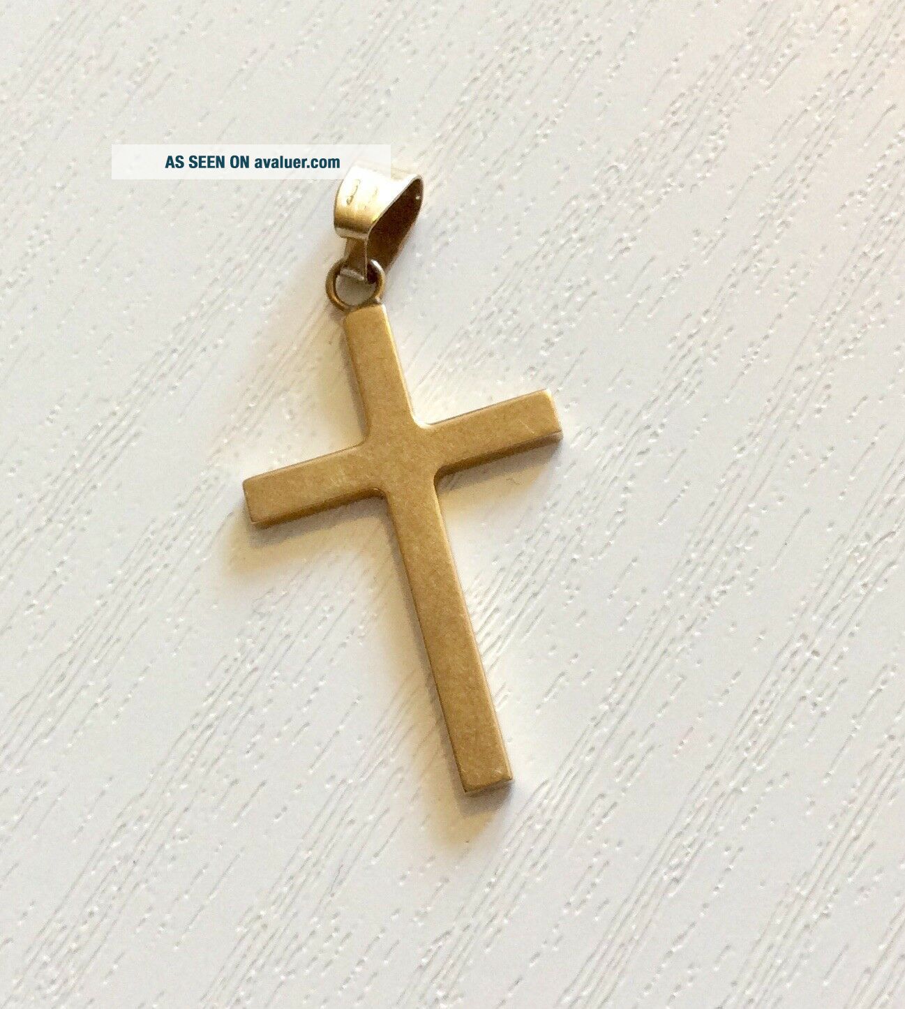 Vintage 9 Carat Gold Cross Pendant | #1048067
